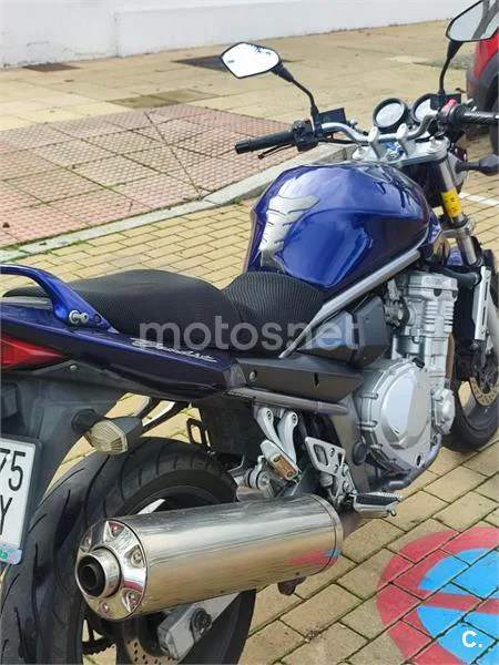 Suzuki Bandit 650 – Vista 4