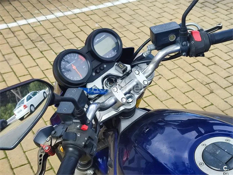 Suzuki Bandit 650 – Vista 6