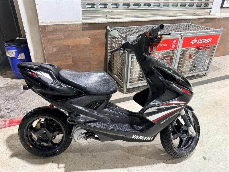 Yamaha Aerox 50 R – Vista 5