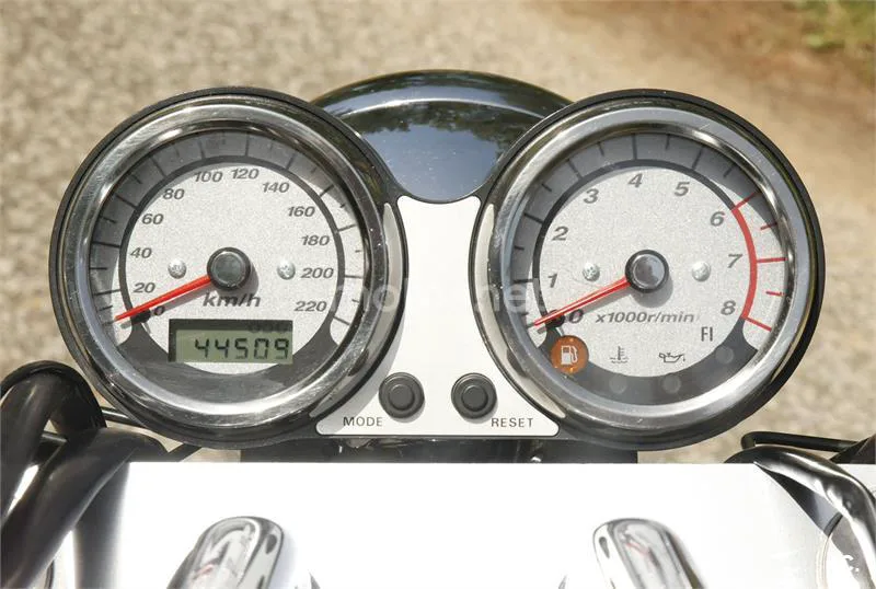 Kawasaki VN 1600 MEAN STREAK – Vista 6
