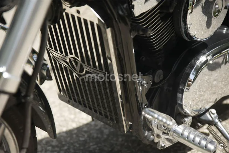 Kawasaki VN 1600 MEAN STREAK – Vista 9