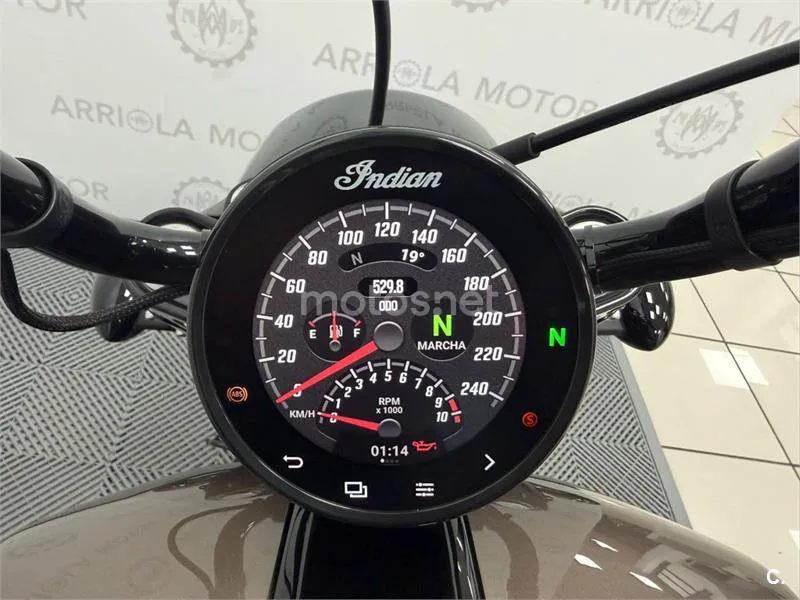 Indian Scout – Vista 11