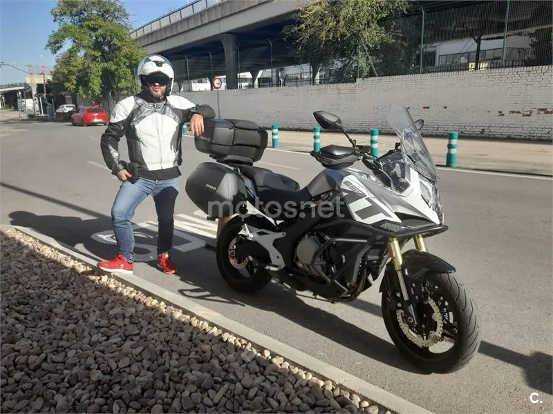 CFMOTO 650 MT 4000 € 2023 Madrid - 2