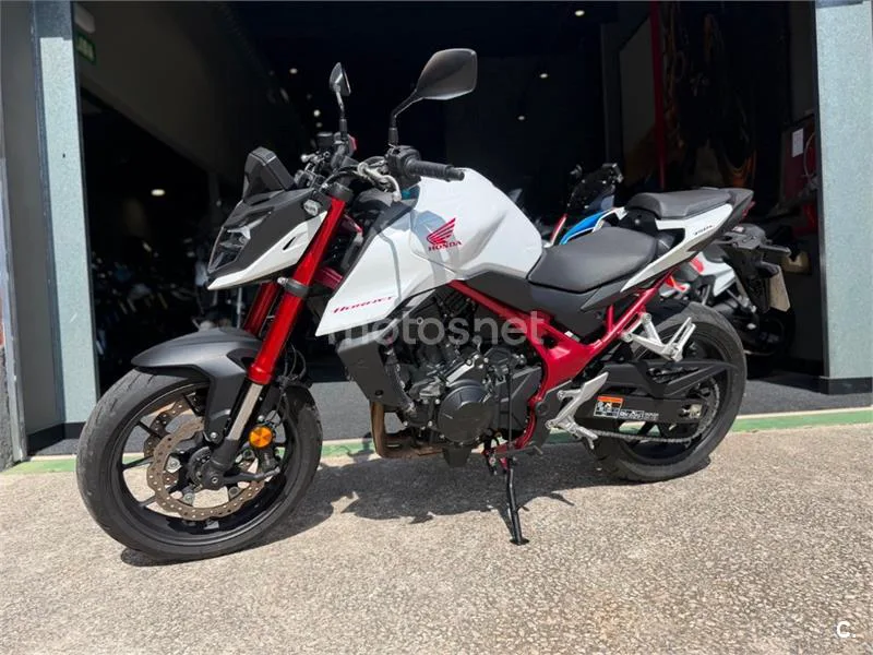 Honda CB 750 Hornet – Vista 6