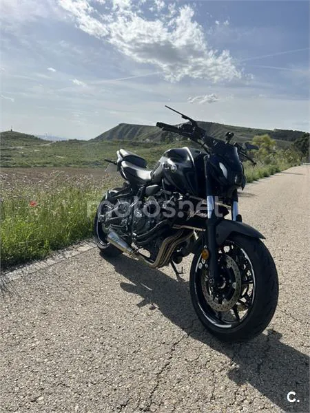 Yamaha MT-07 – Vista 3