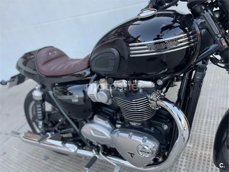 Triumph Bonneville T120 – Vista 7