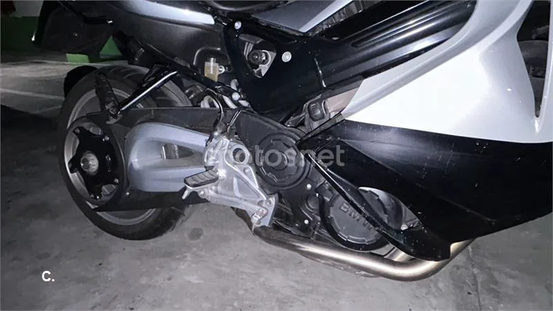 BMW F 800 ST – Vista 2