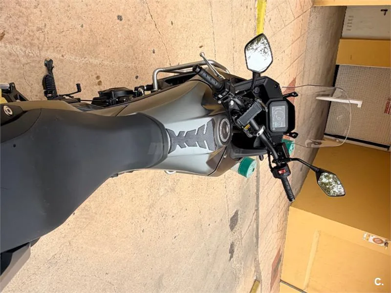 Honda XL 750 Transalp – Vista 3