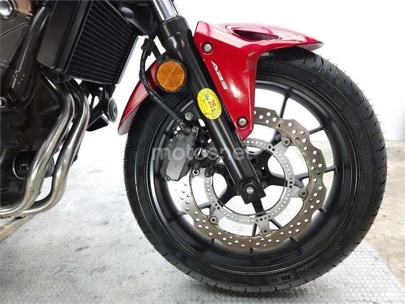 Honda CB 500 F – Vista 11