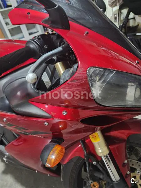 Yamaha R1 – Vista 16