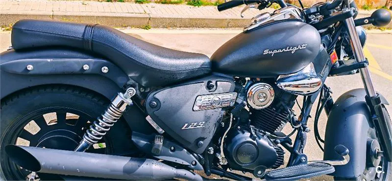Keeway Superlight 125 – Vista 9