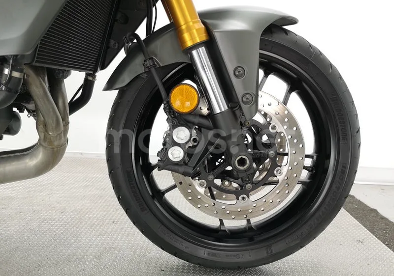 Yamaha Tracer 9 – Vista 11