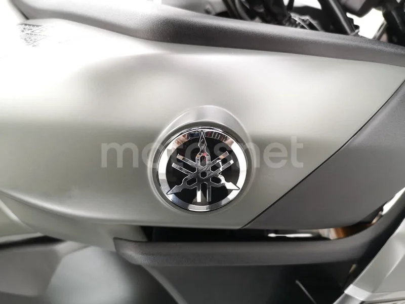 Yamaha Tracer 9 – Vista 14