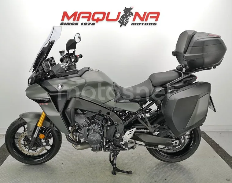 Yamaha Tracer 9 – Vista 16