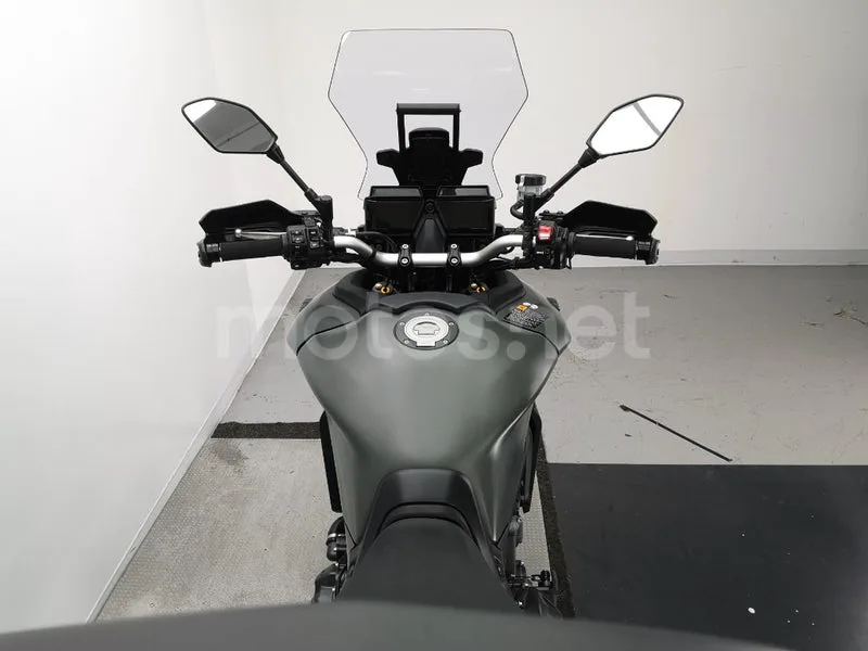 Yamaha Tracer 9 – Vista 7