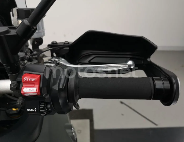 Yamaha Tracer 9 – Vista 8