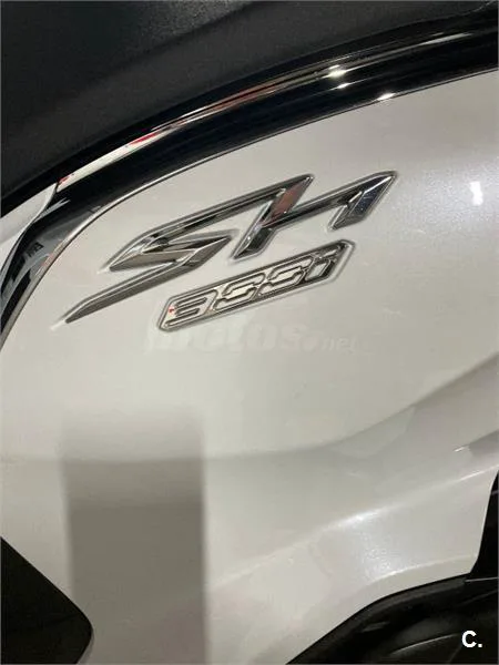 Honda SH300i – Vista 4