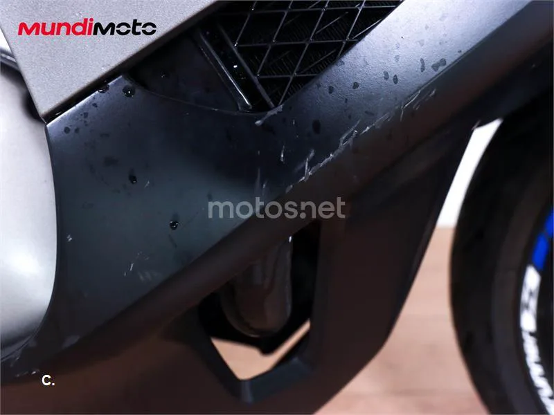 Honda VFR 800 F – Vista 13