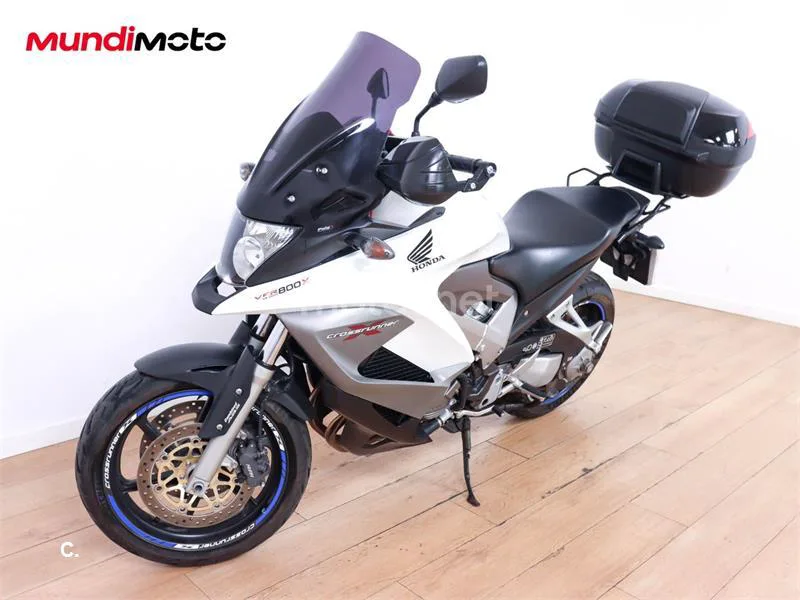 Honda VFR 800 F – Vista 7