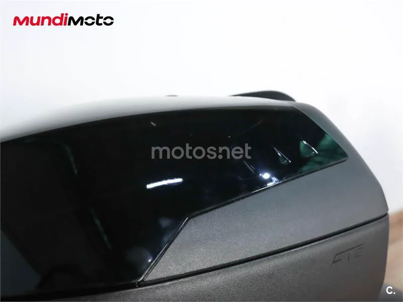 Suzuki GSX-S – Vista 20