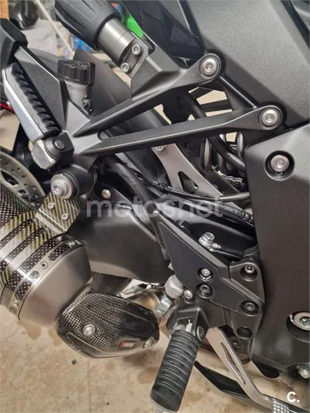 Kawasaki Ninja 1000 SX – Vista 11