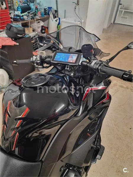 Kawasaki Ninja 1000 SX – Vista 13
