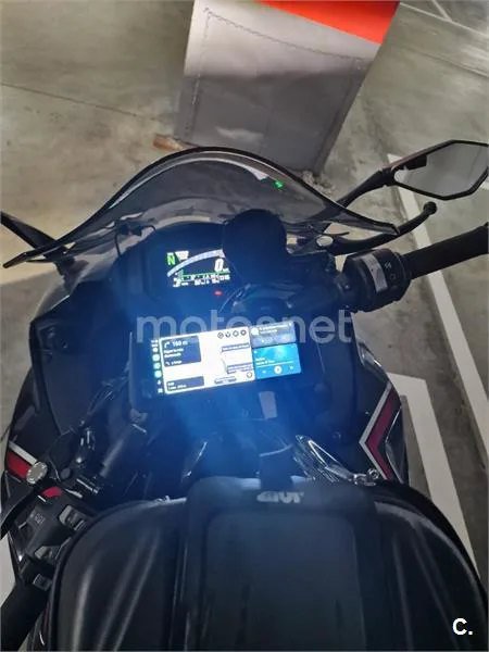 Kawasaki Ninja 1000 SX – Vista 6