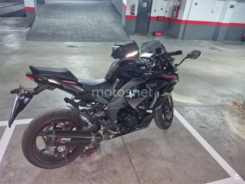 Kawasaki Ninja 1000 SX – Vista 8