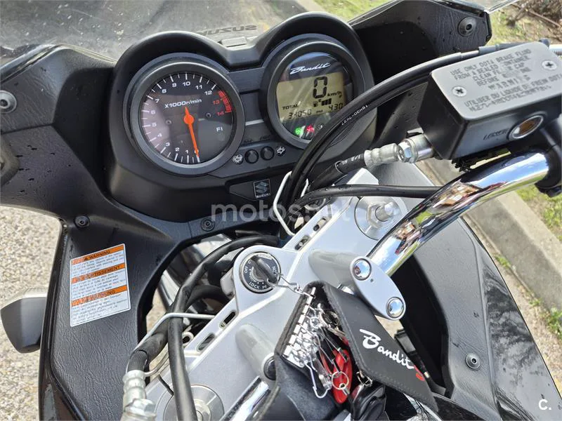 Suzuki Bandit 650 S – Vista 3