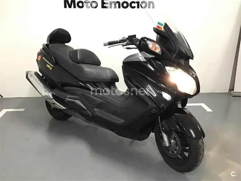 Suzuki Burgman 650 Executive – Vista 3