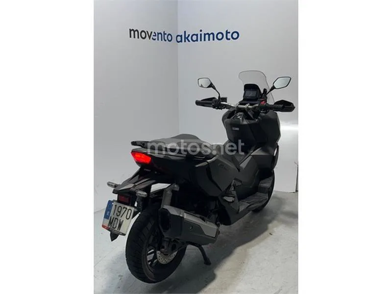 Honda ADV 350 – Vista 3