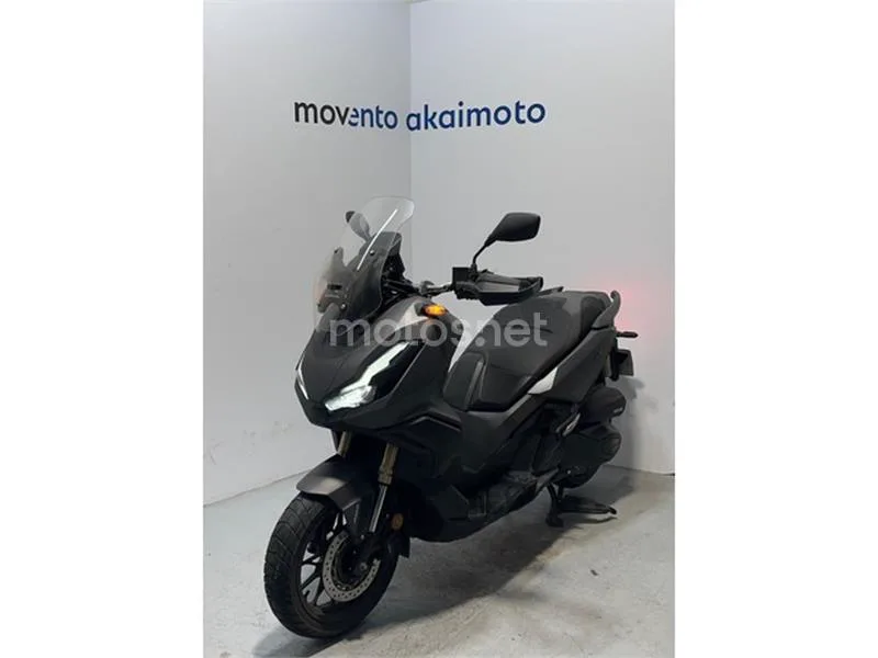 Honda ADV 350 – Vista 4