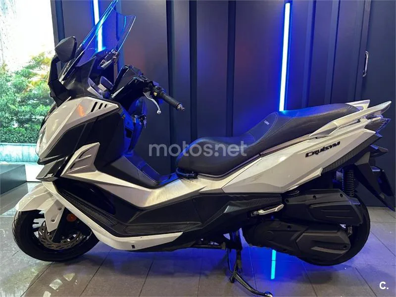 SYM Cruisym – Vista 4