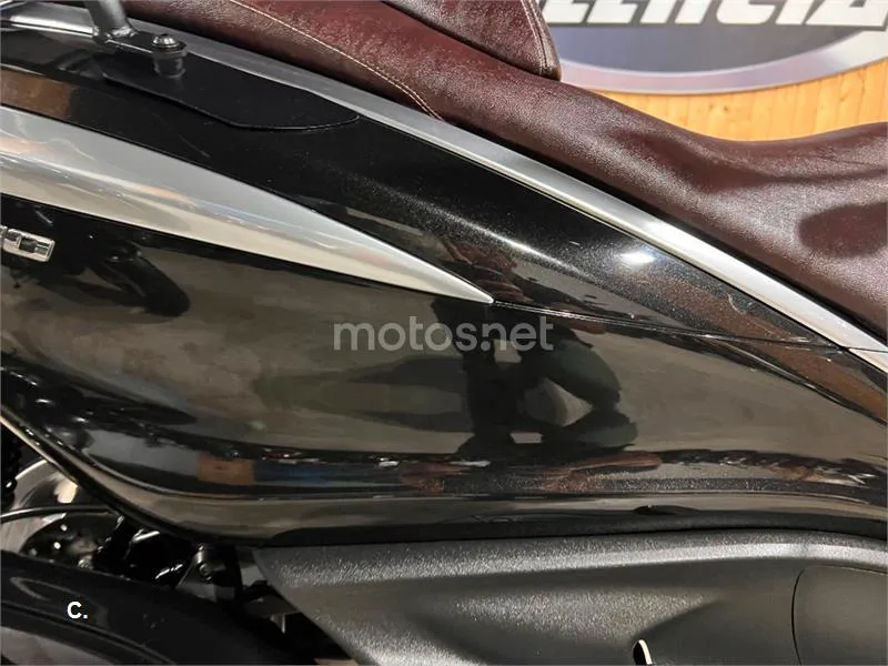 Piaggio X10 350 – Vista 46