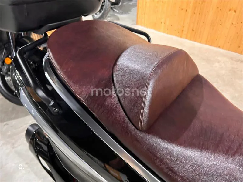 Piaggio X10 350 – Vista 51