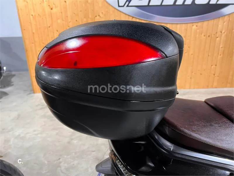 Piaggio X10 350 – Vista 53