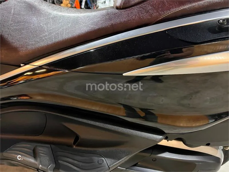 Piaggio X10 350 – Vista 63