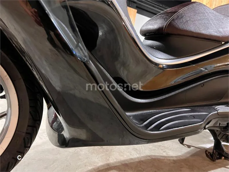 Piaggio X10 350 – Vista 71
