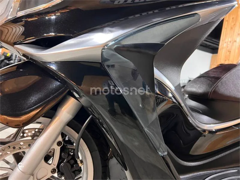 Piaggio X10 350 – Vista 72