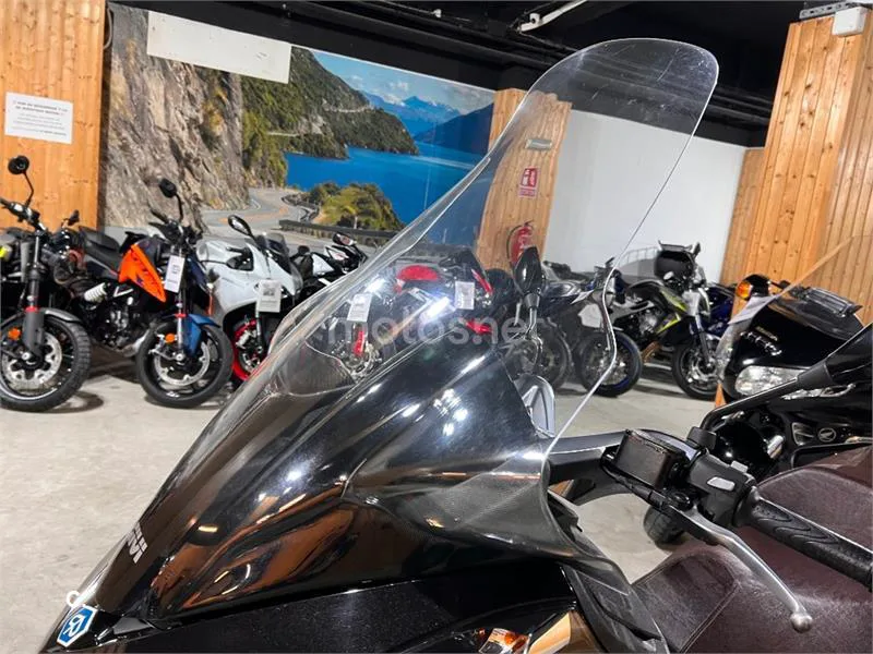 Piaggio X10 350 – Vista 74