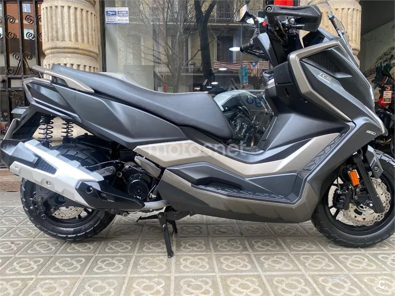 Kymco DTX 350 – Vista 3