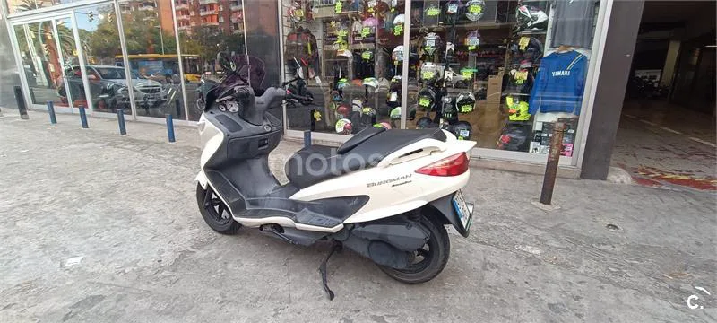 Suzuki Burgman 125 Executive – Vista 8