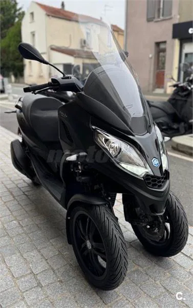 Piaggio MP3 – Vista 2