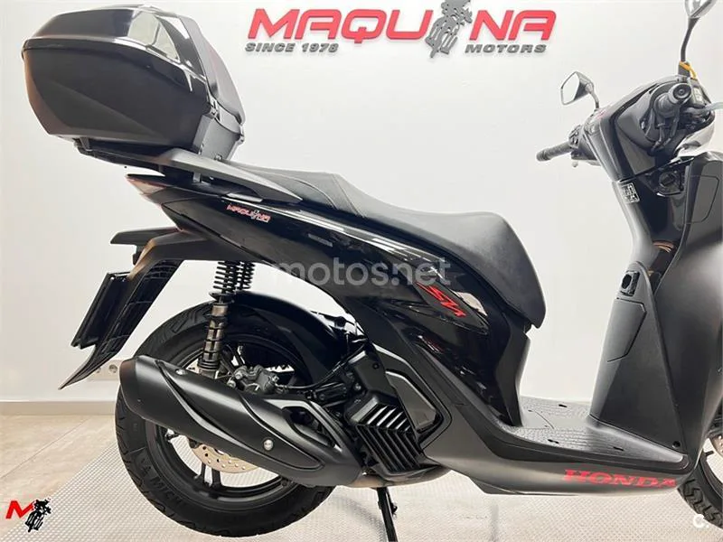 Honda SH 125i – Vista 4