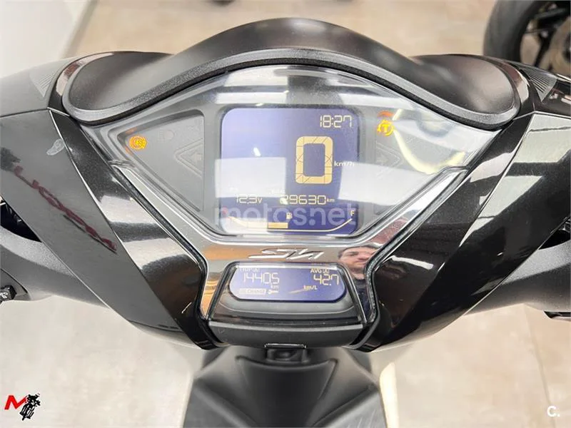 Honda SH 125i – Vista 7