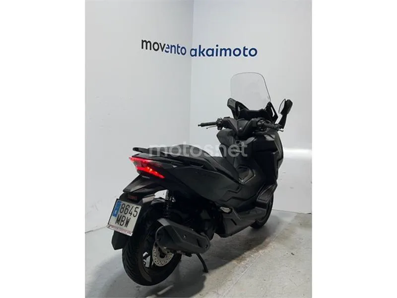 Honda Forza 125 – Vista 3