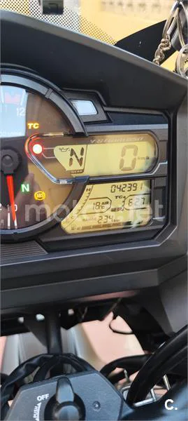 Suzuki V-Strom 650 – Vista 8