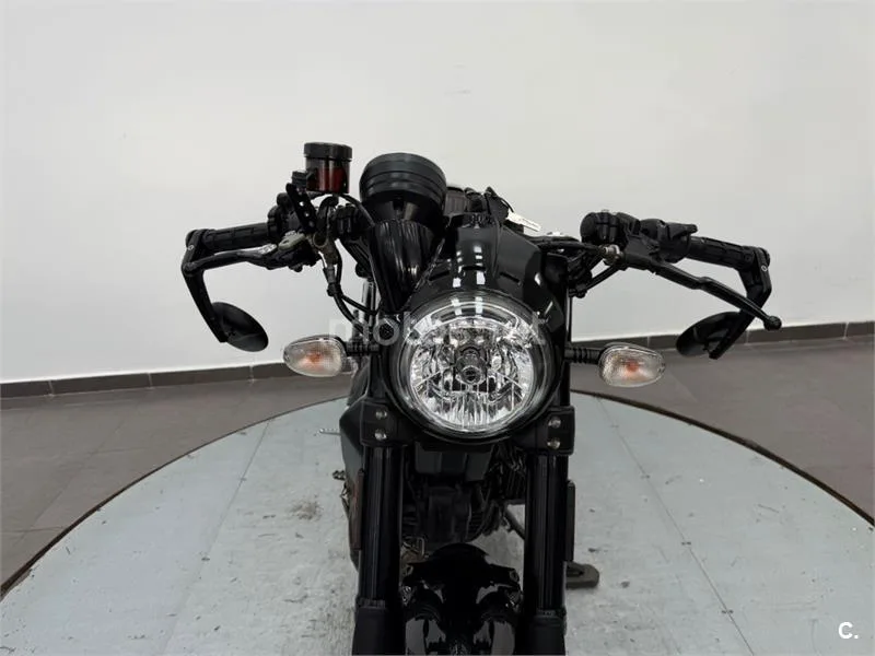 Ducati Scrambler – Vista 20