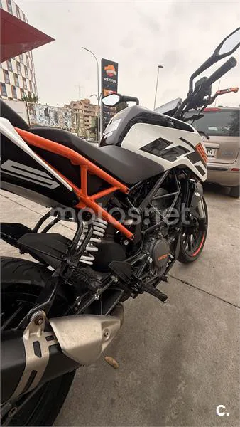 KTM 125 – Vista 5