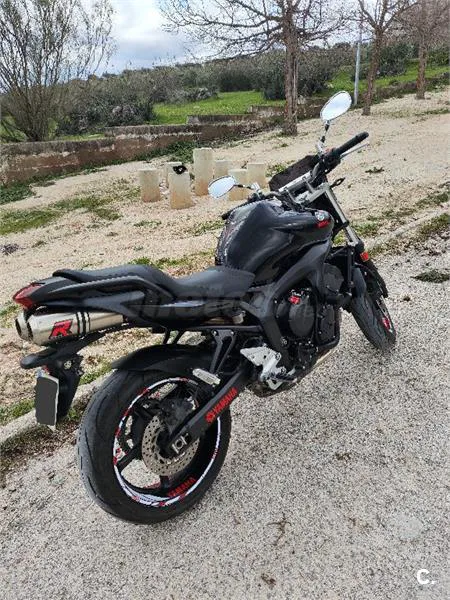 Yamaha FZ6 N S2 – Vista 2